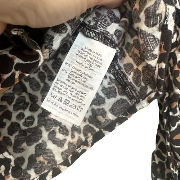 J. Crew leopard-print button-down‎ blouse slim size 4 - Picture 4 of 6